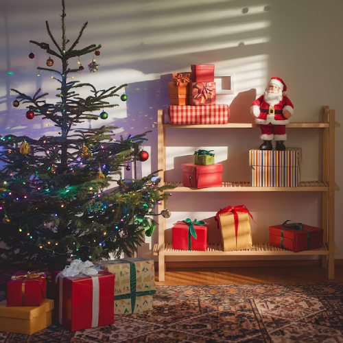 A Festive Space Without the Holiday Storage Hassle